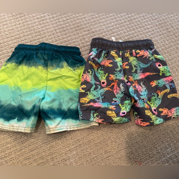 Two pair boys 3T swim trunks with lining - Picture 5 of 5